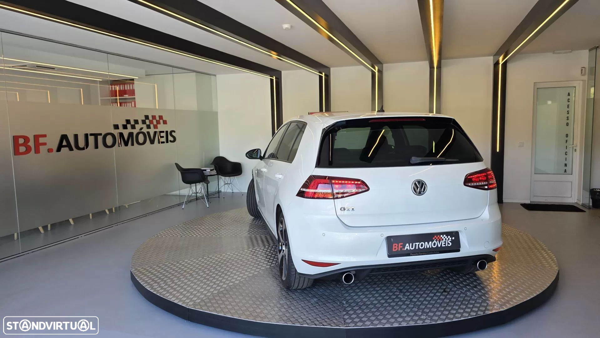 VW Golf 2.0 TSi GTi DSG Performance - 3