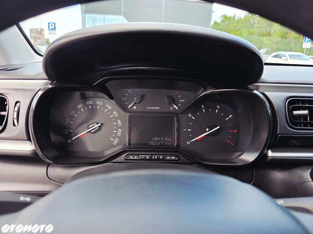 Citroën C3 1.2 PureTech Plus - 24