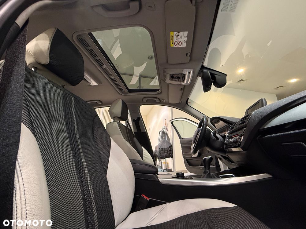 BMW Seria 1 118i Urban Line - 33