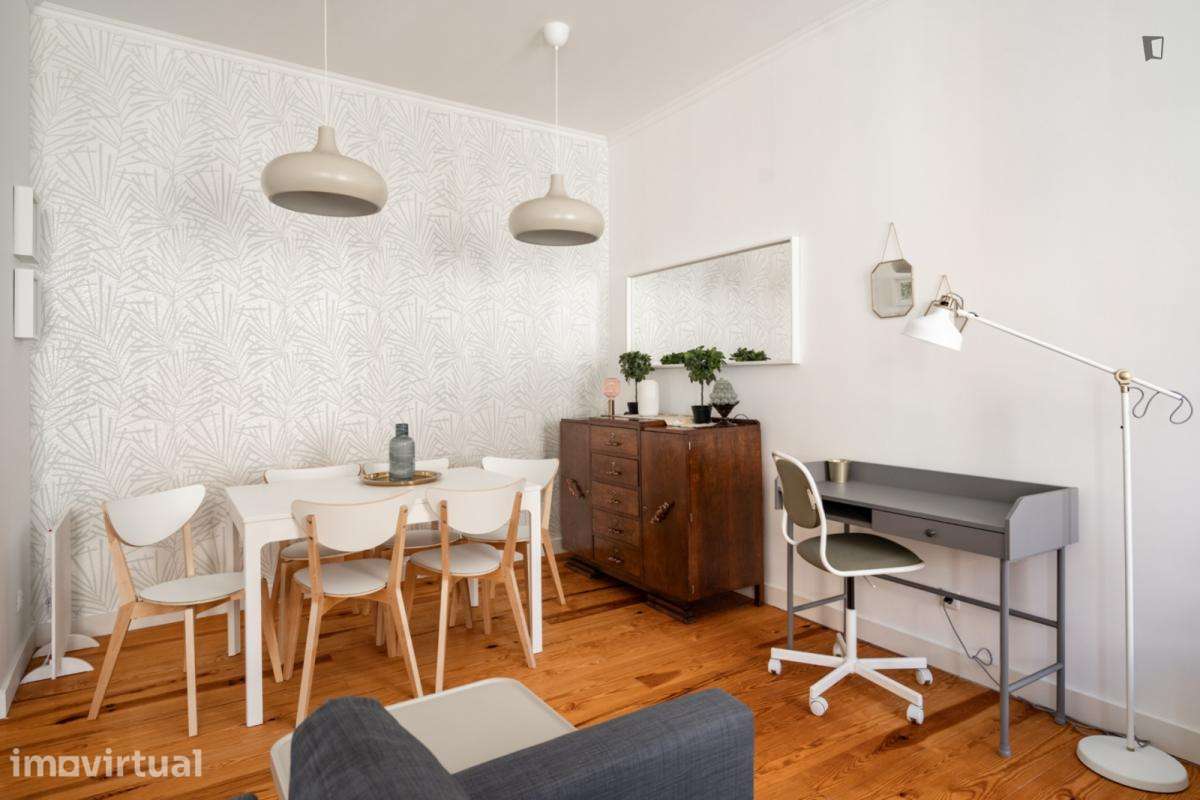 Apartamento com 1 quartos - localizado em Estrela Lisbon - Grande imagem: 5/20