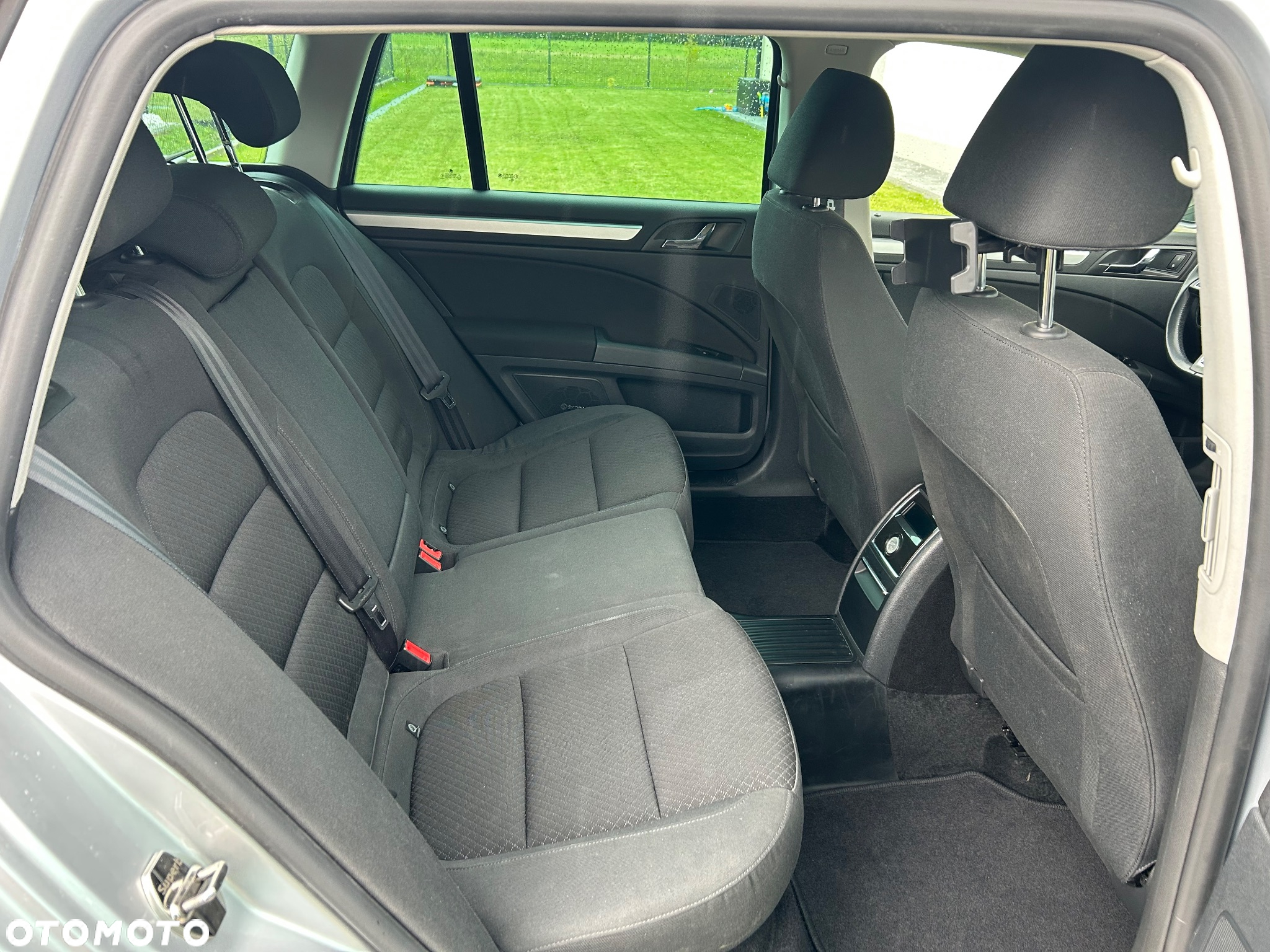 Skoda Superb 2.0 TDI Ambition DSG - 24