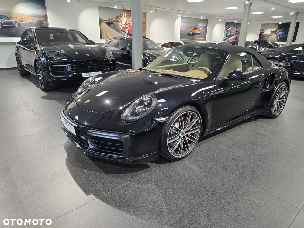 Porsche 911 - 32