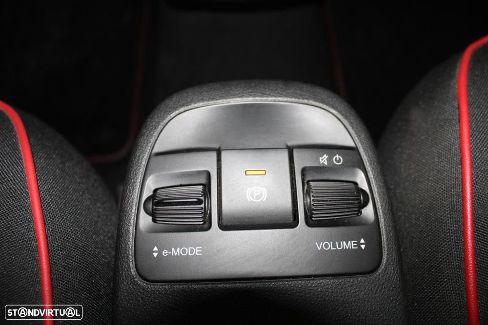 Fiat 500e 23,8kWh Red - 21