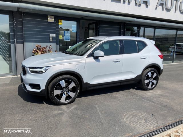Volvo XC 40 T5 Twin Engine DKG Momentum Pro - 4