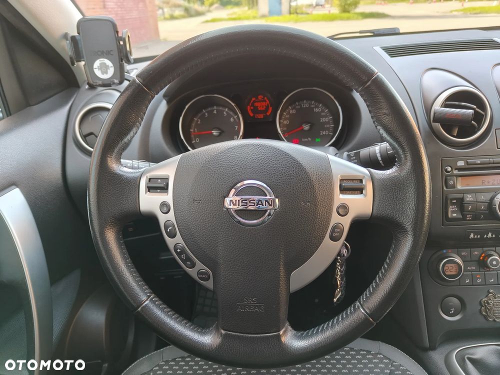 Nissan Qashqai - 23