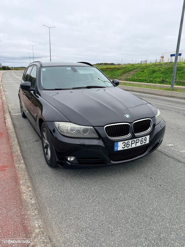 BMW 318 d Sport Line - 1