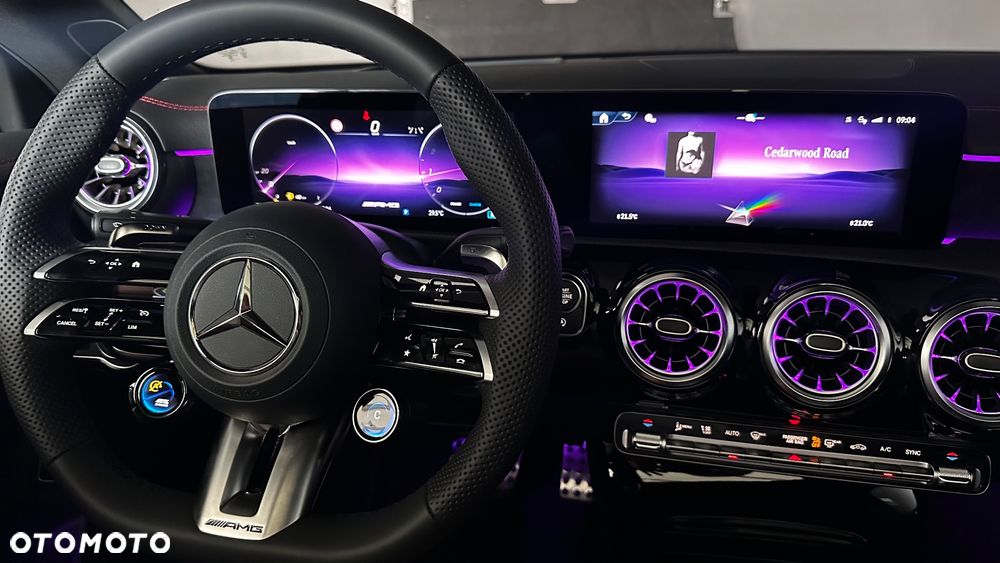 Mercedes-Benz CLA AMG 35 4-Matic 7G-DCT - 39