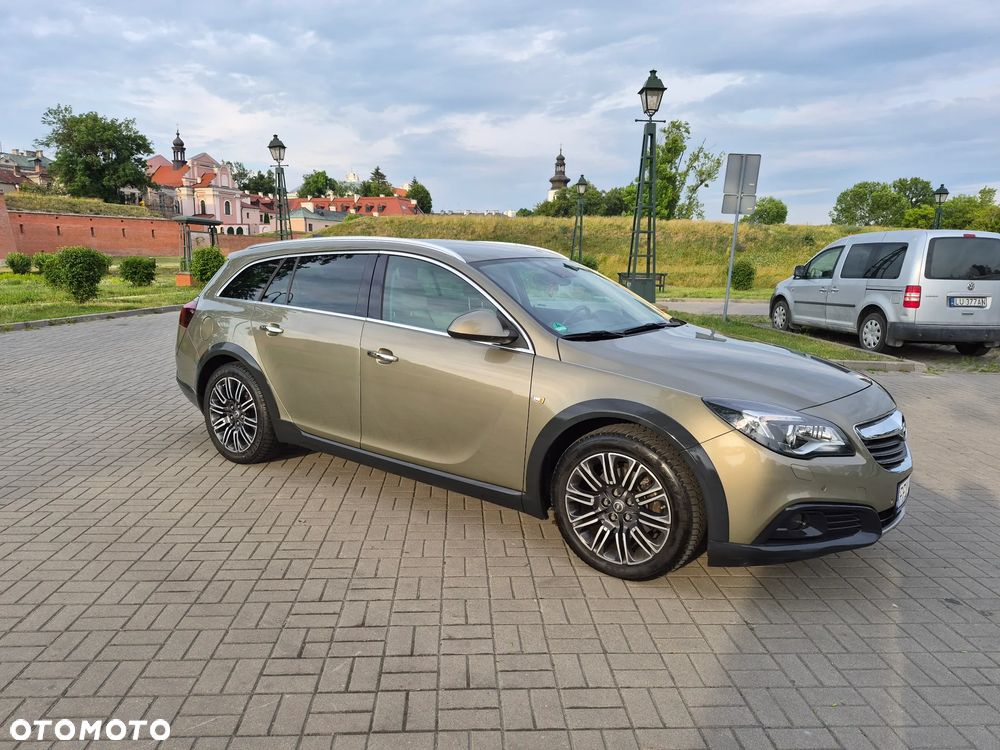 Opel Insignia 2.0 CDTI 4x4 Exclusive S&S - 3
