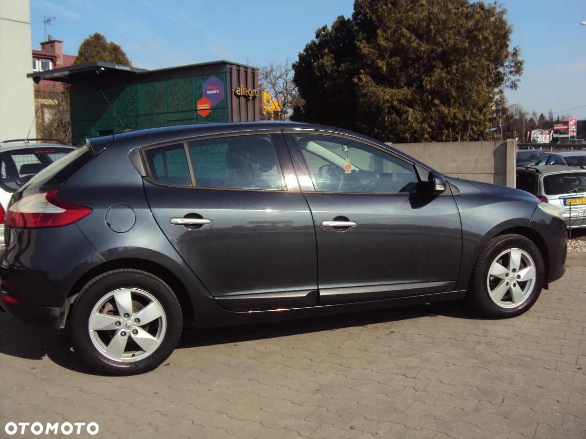 Renault Megane Grandtour 2.0 140 CVT Luxe - 13