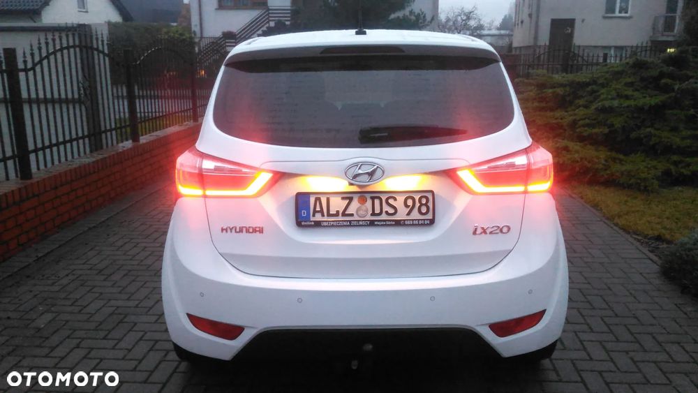 Hyundai ix20 1.6 Premium - 10