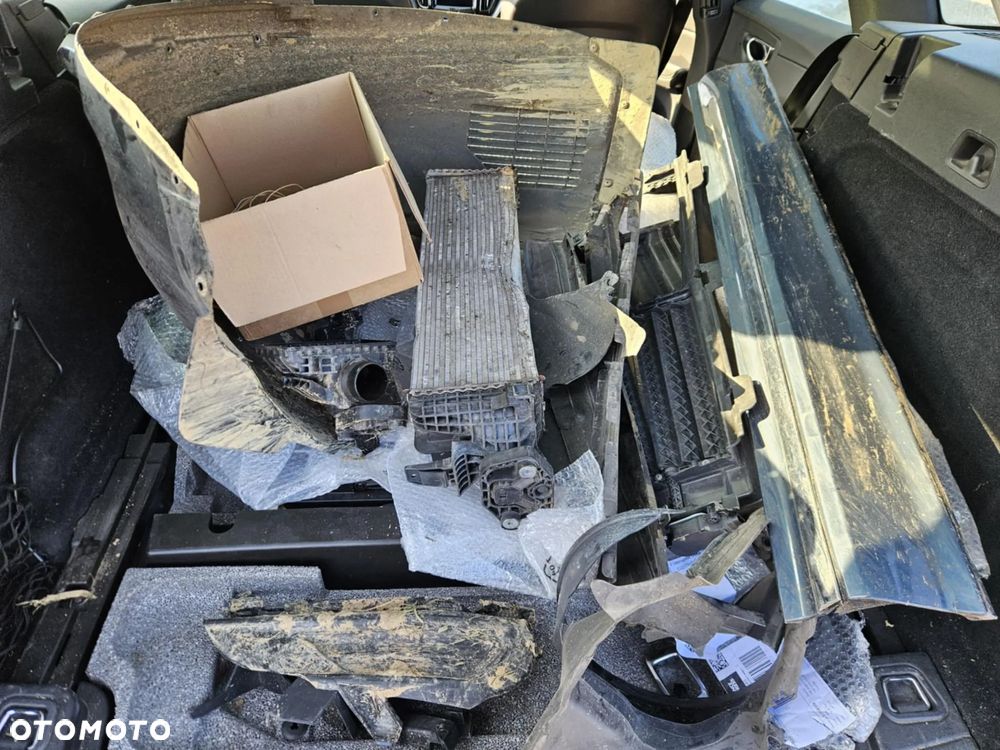 Volvo XC 60 T6 AWD Recharge Geartronic Inscription Expression - 26