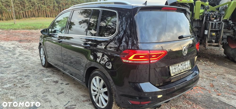Volkswagen Touran - 7