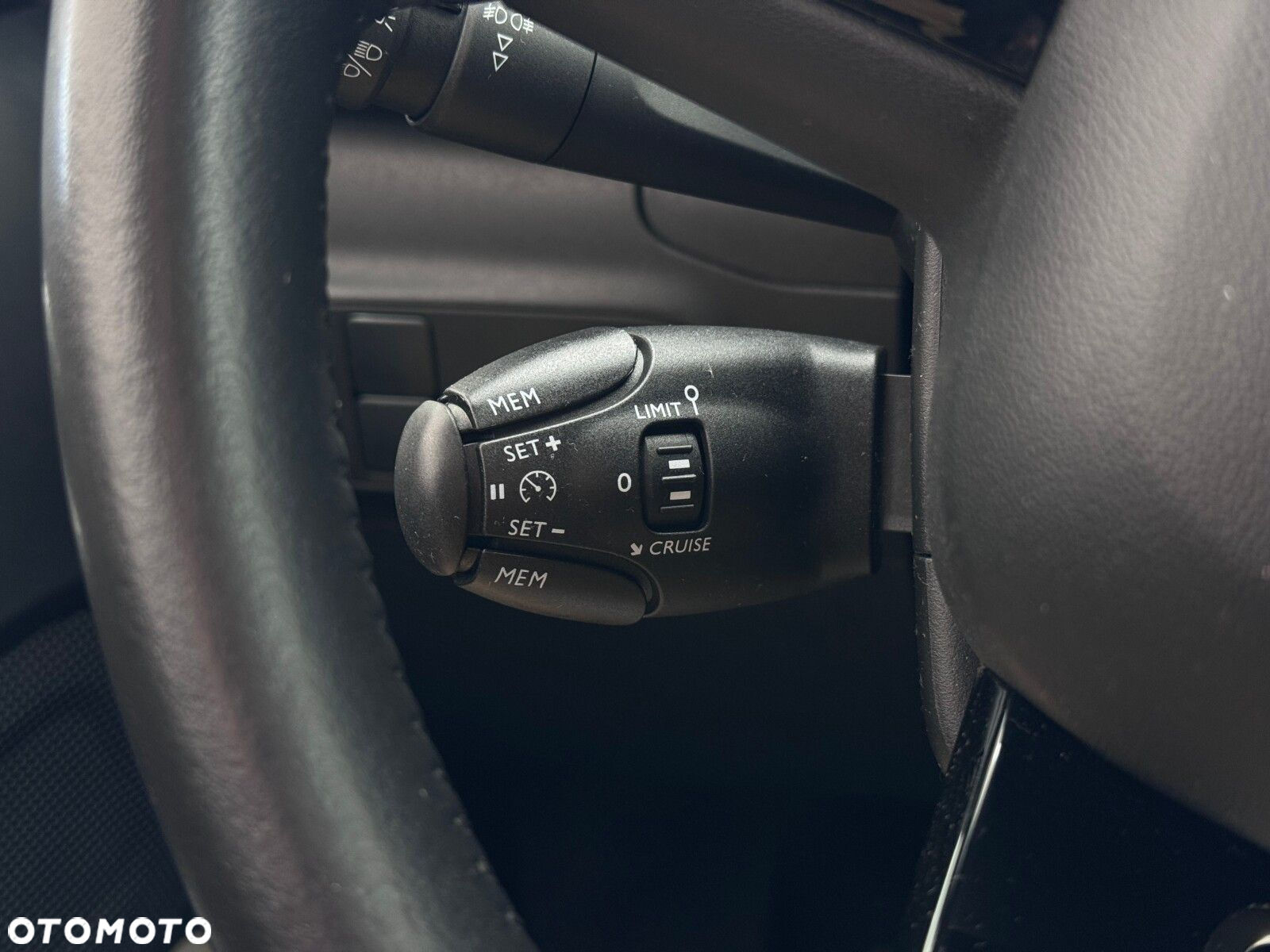 Citroën C3 1.2 PureTech Shine S&S - 22