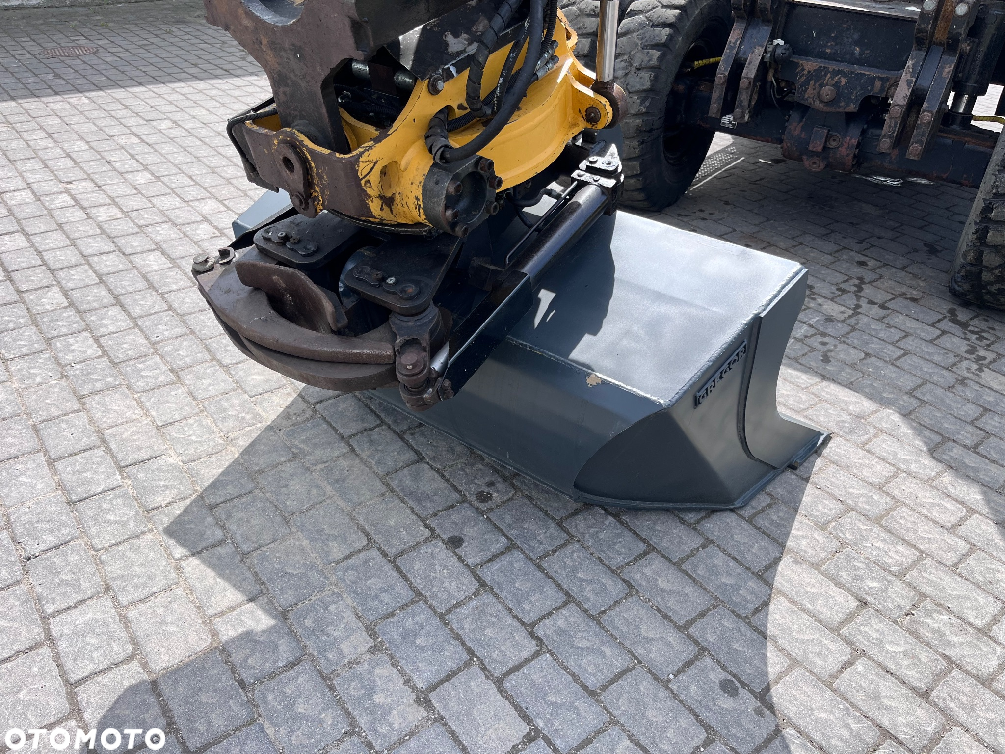 Caterpillar CAT M315D - 8