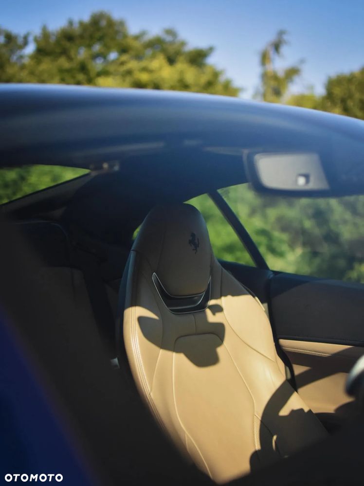 Ferrari Portofino - 26