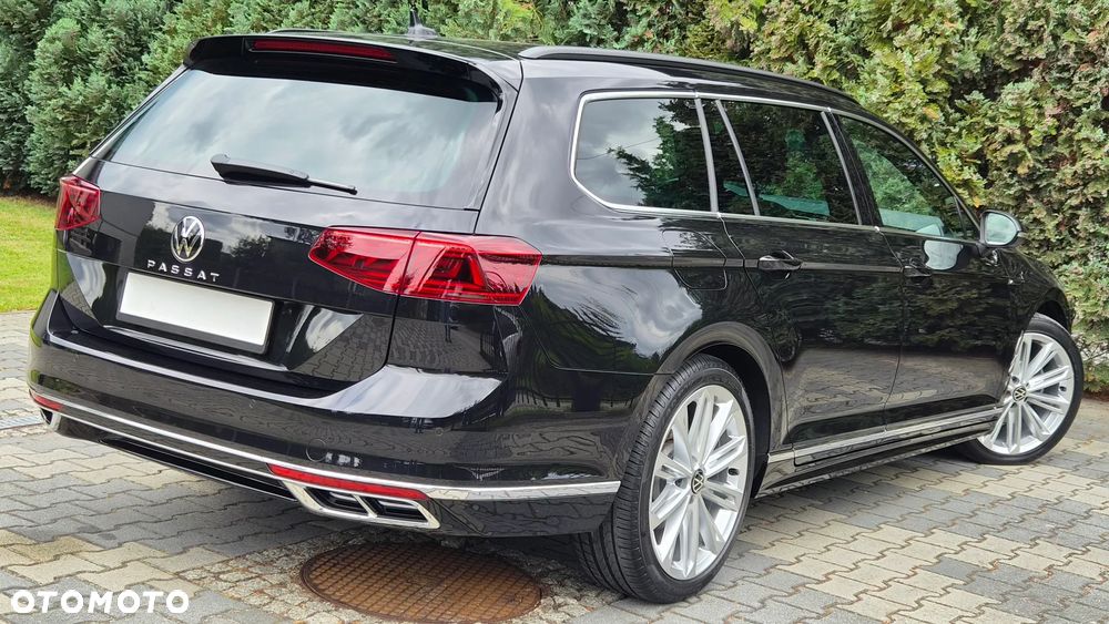 Volkswagen Passat - 9