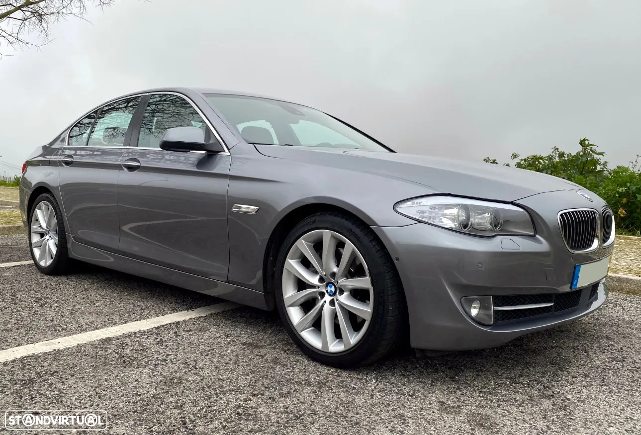 BMW 535 i Exclusive Auto 177g - 2