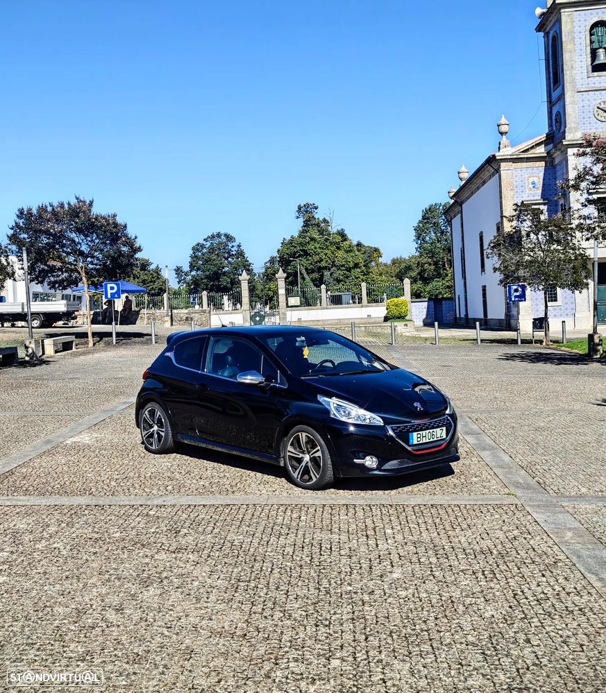 Peugeot 208 1.6 THP GTi - 27