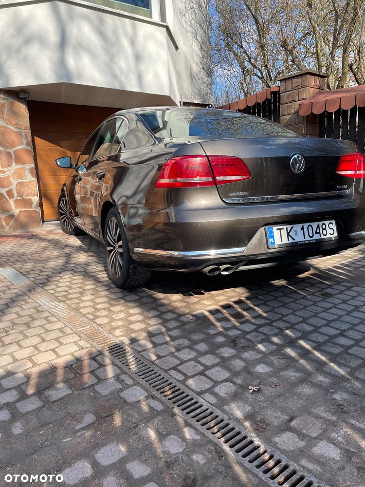 Volkswagen Passat 2.0 TDI Comfortline DSG - 25