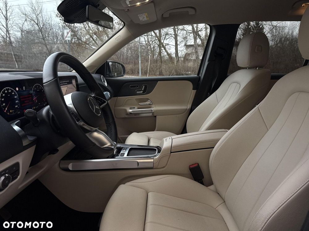 Mercedes-Benz GLB 250 4-Matic AMG Line 8G-DCT - 18