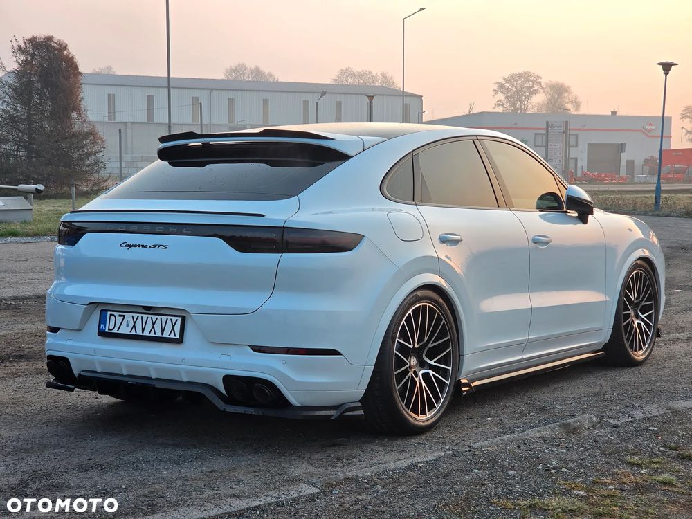Porsche Cayenne - 18