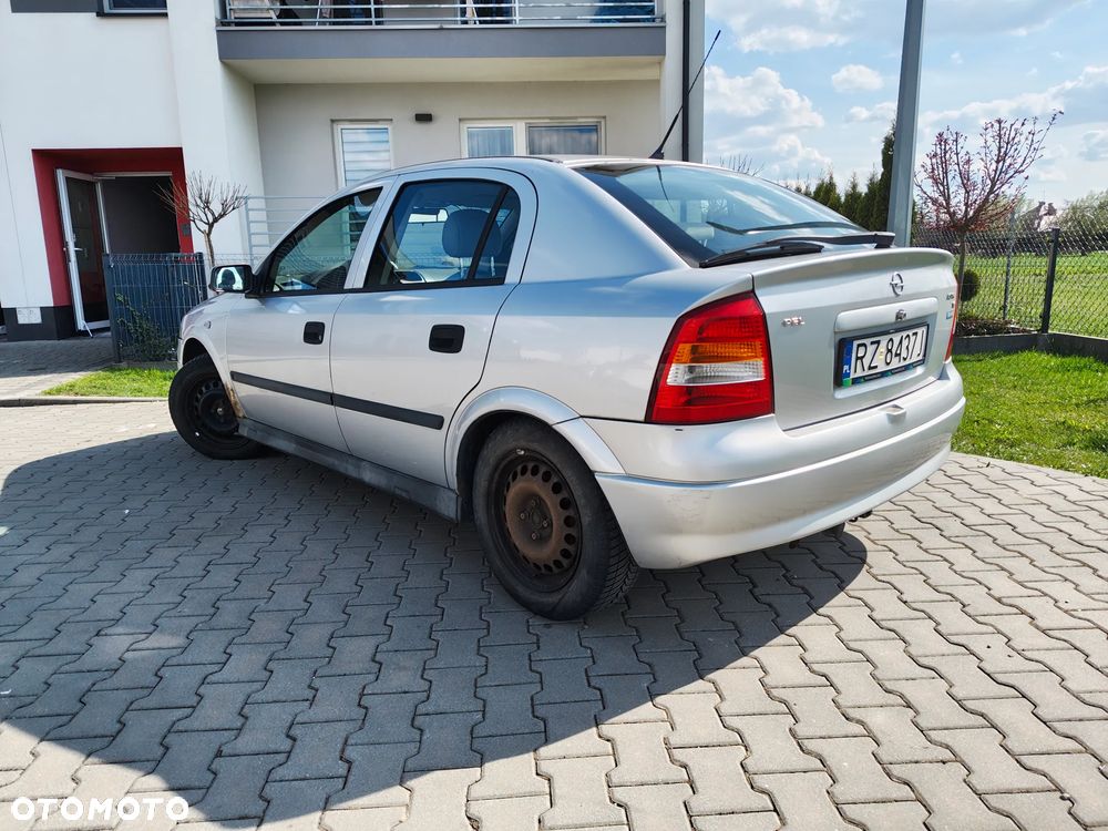 Opel Astra - 3