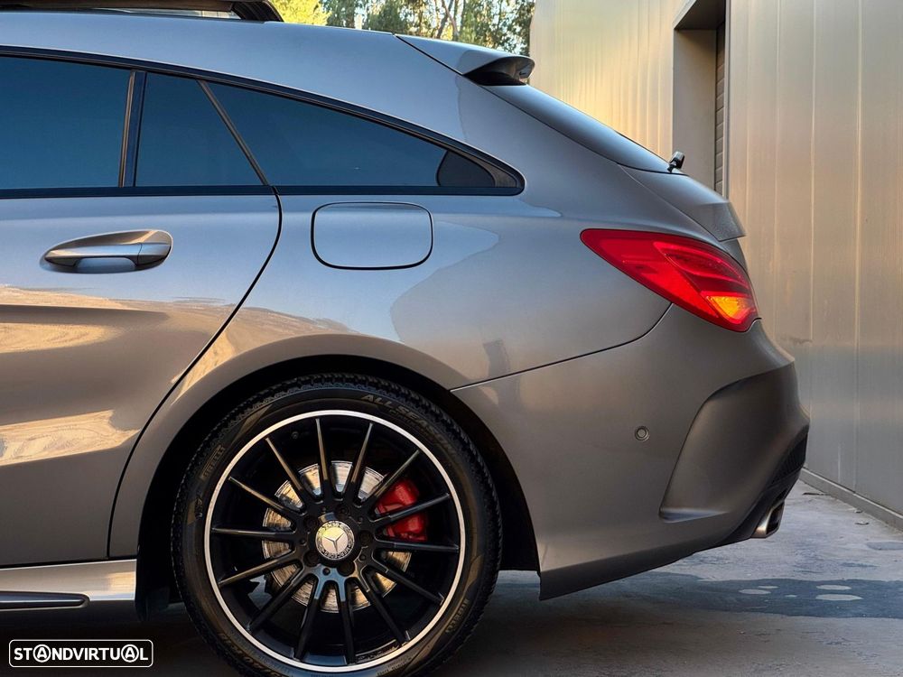 Mercedes-Benz CLA 180 AMG Line - 15