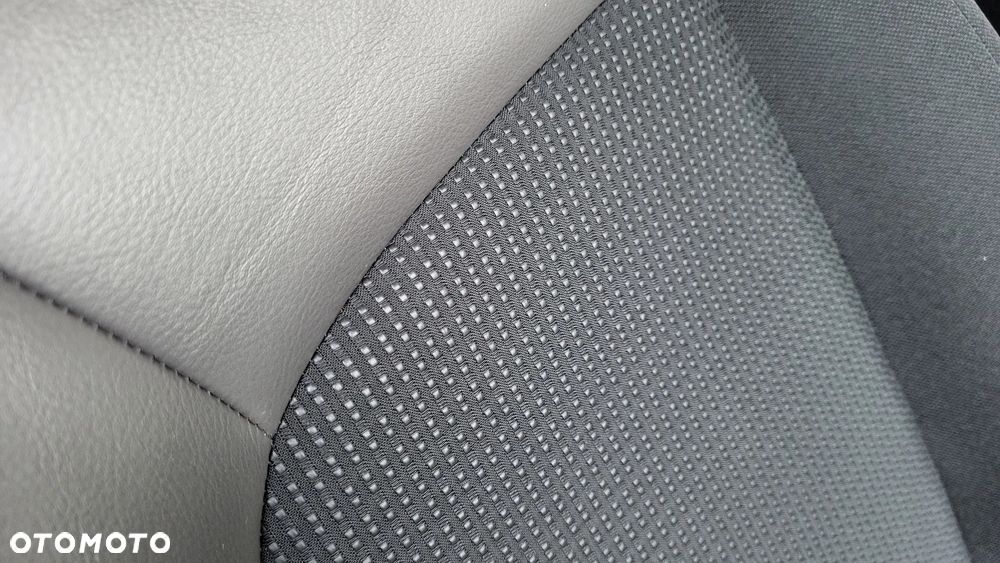 Citroën C4 Picasso BlueHDi 150 EAT6 Exclusive - 24