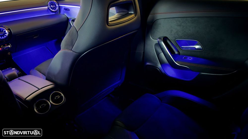 Mercedes-Benz CLA 180 d 8G-DCT AMG Line - 42