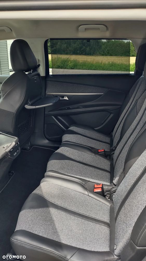 Peugeot 5008 1.6 BlueHDi Allure 7os - 15