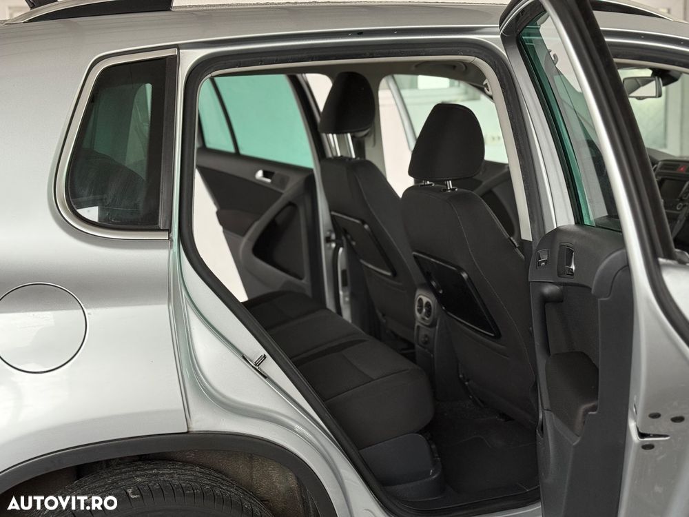 Volkswagen Tiguan 2.0 TDI DPF 4Motion BlueMotion Technology Exclusive - 8