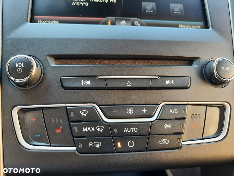 Ford Mondeo - 16