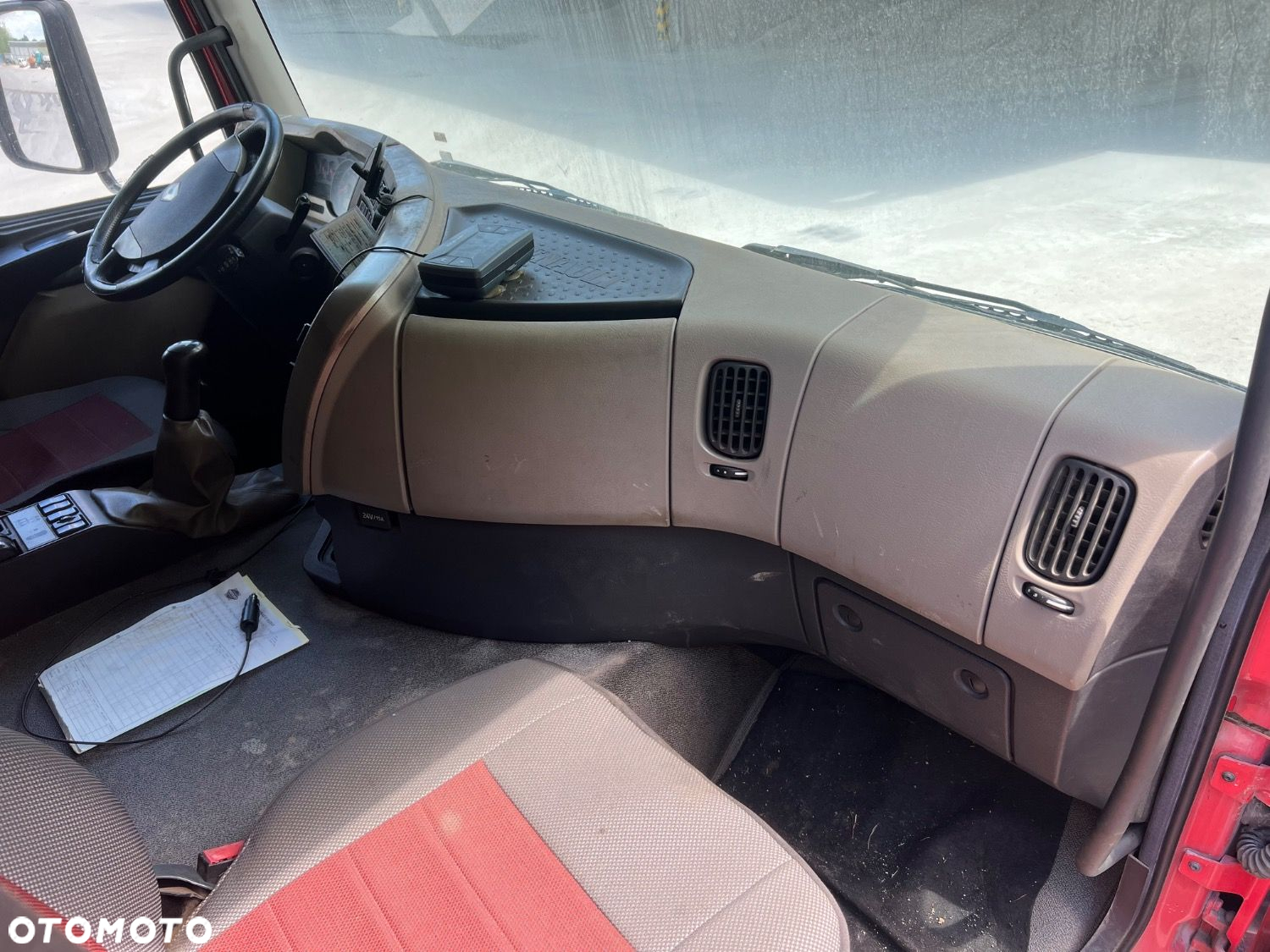 Renault Premium Dxi L R 450.26 T 6X4 - 35