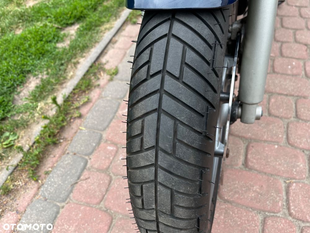 Yamaha XJ - 25