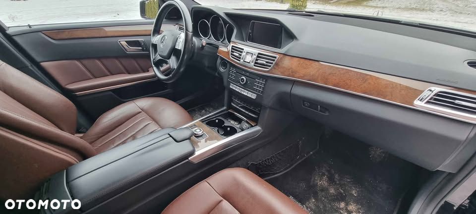 Mercedes-Benz Klasa E 350 BlueTEC 4Matic 7G-TRONIC Elegance - 7