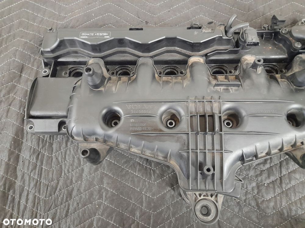 kolektor ssący pokrywa zaworów 31430316 volvo xc60 lift 2.4d5 2015r - 5