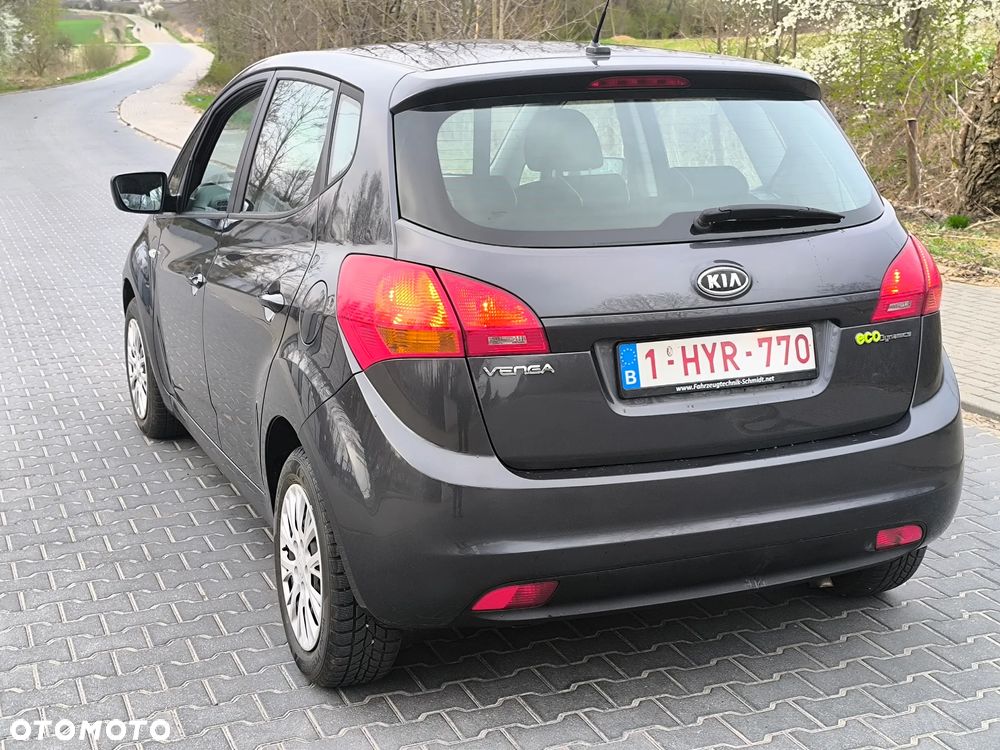 Kia Venga 1.4 CRDi M - 9