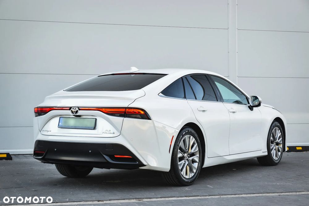 Toyota Mirai - 14