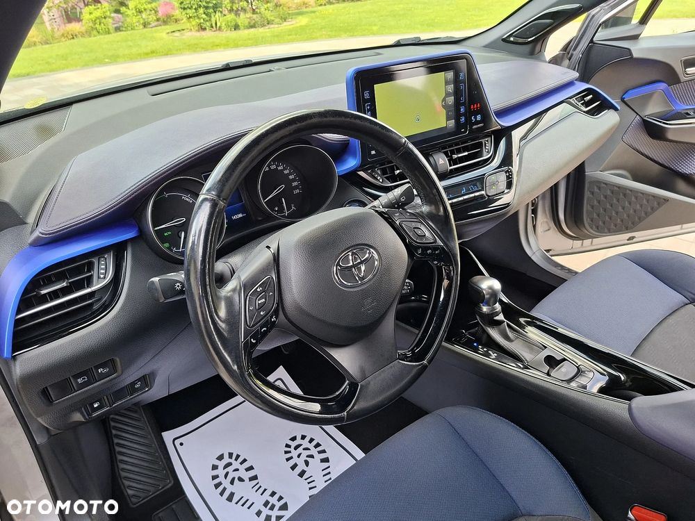 Toyota C-HR - 15