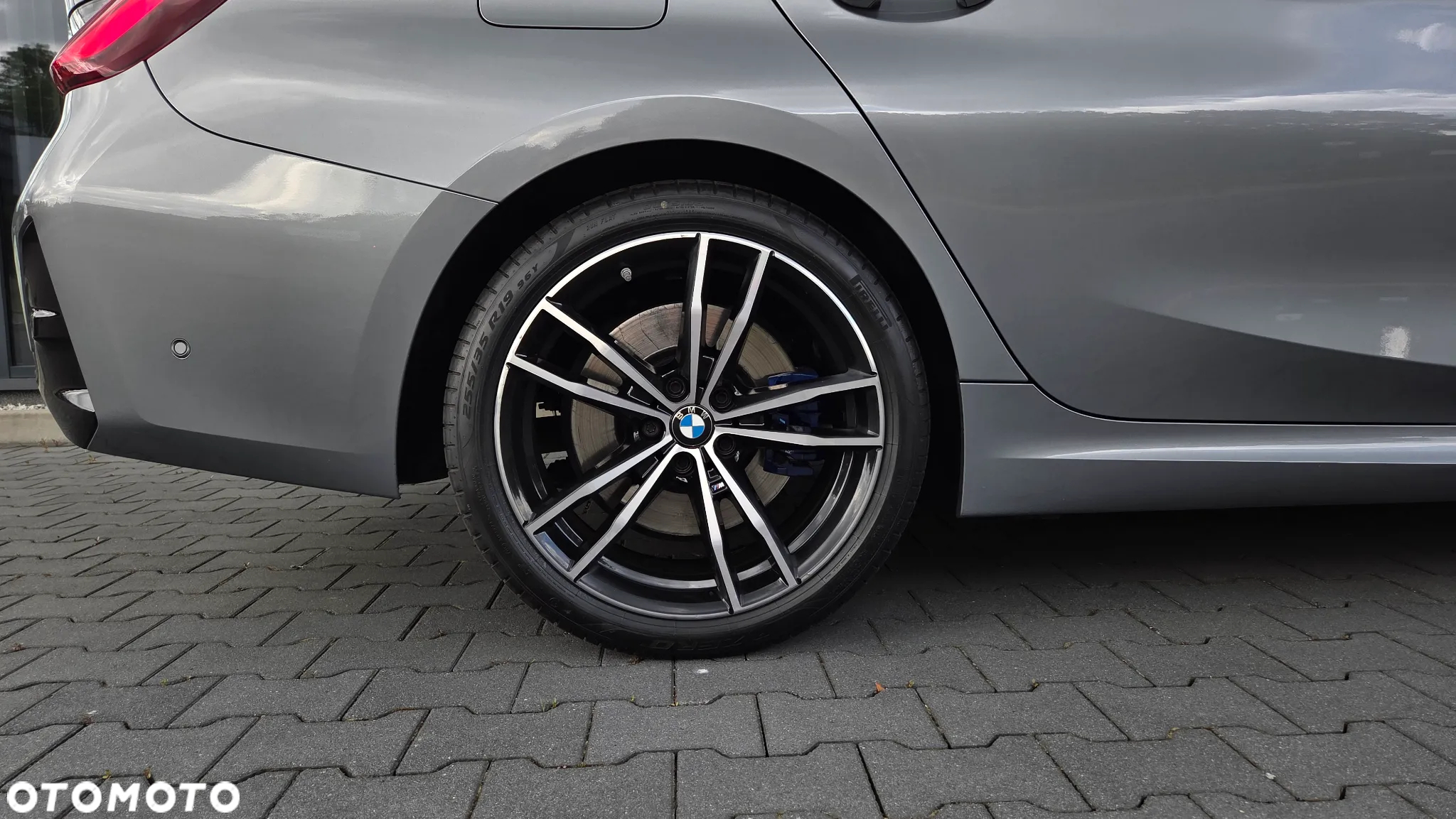 BMW Seria 3 320d xDrive M Sport sport - 31