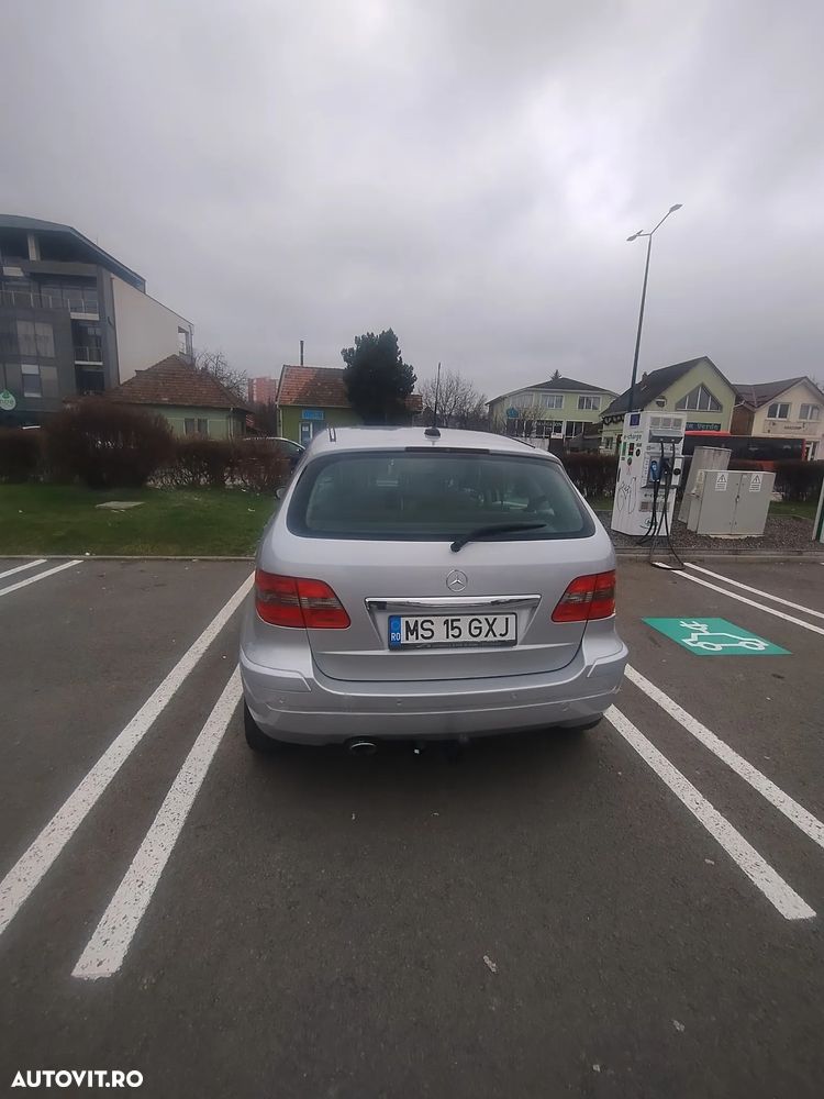 Mercedes-Benz B 200 - 6