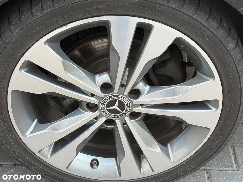 Mercedes-Benz CLA 200 Urban - 23