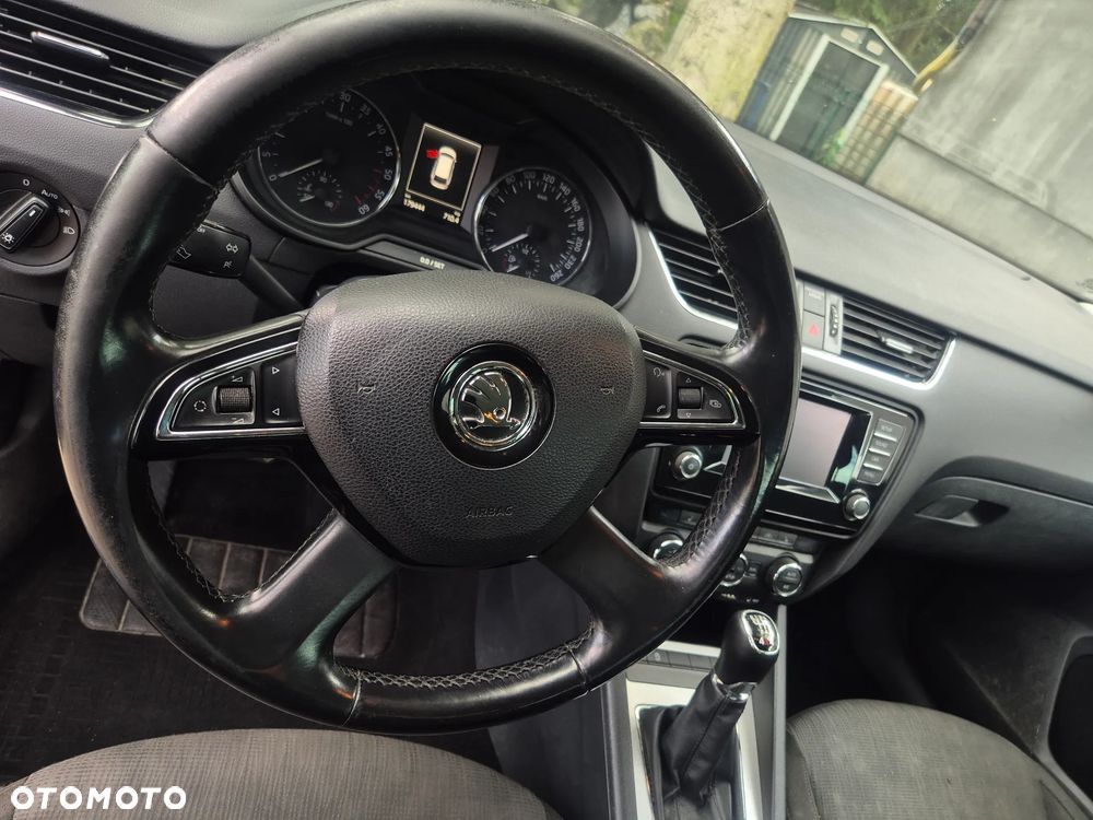 Skoda Octavia 1.6 TDI 4x4 Ambition - 14