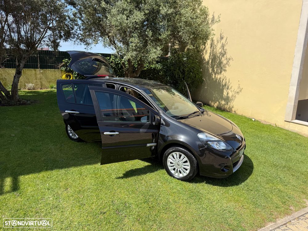 Renault Clio 1.2 16V Confort 130g - 4
