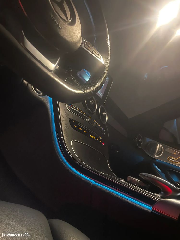 Mercedes-Benz C 220 d 4Matic 9G-TRONIC AMG Line — fotografia 20