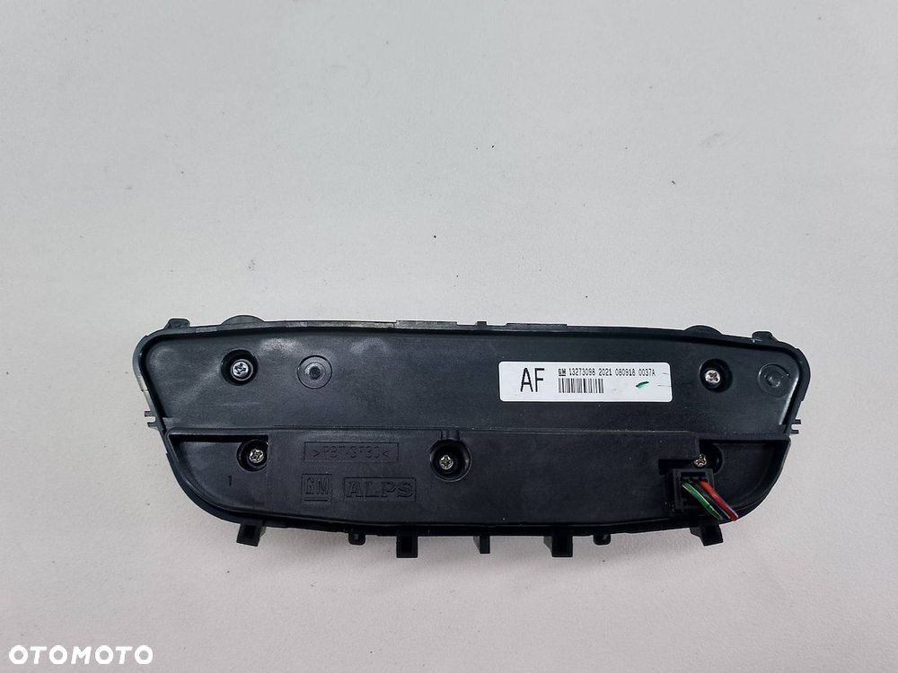 PANEL NAWIEWU OPEL INSIGNIA 13273098 - 3