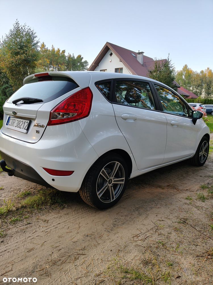 Ford Fiesta - 9