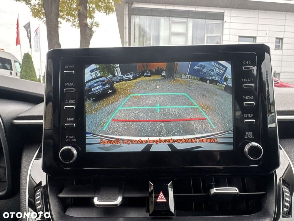 Toyota Corolla 1.8 Hybrid Comfort - 22