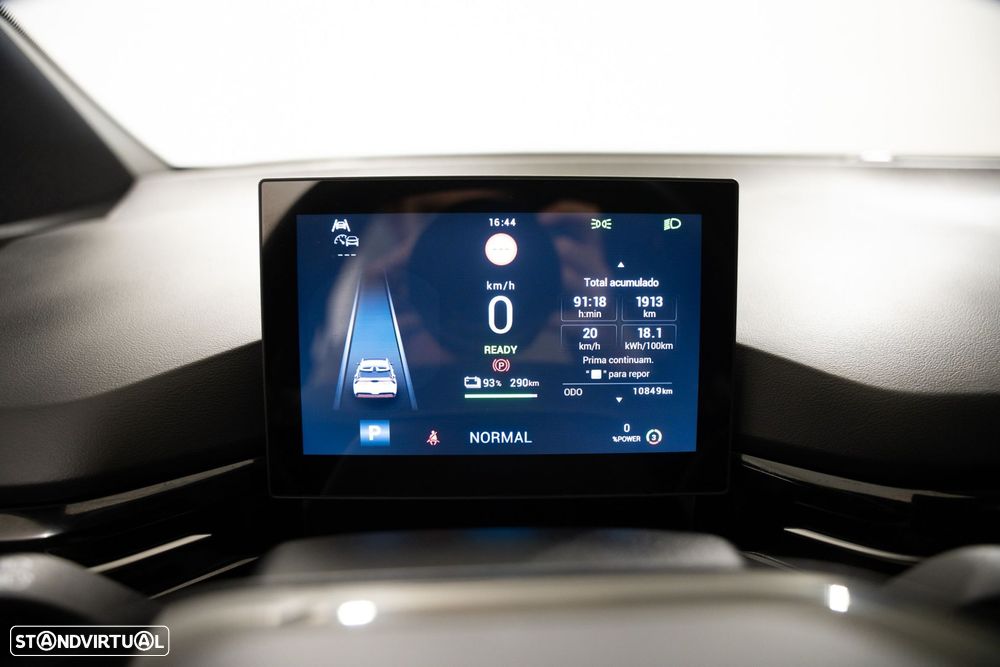 MG MG4 51 kWh Standard - 23