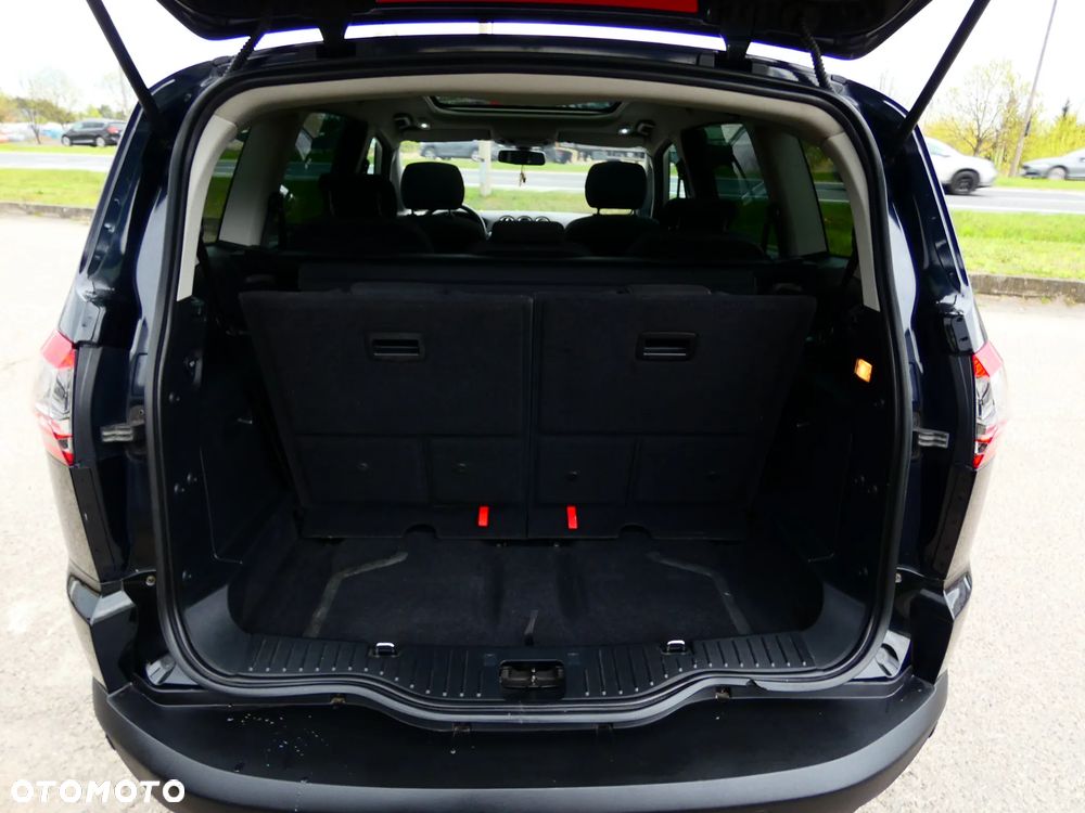 Ford S-Max 2.0 TDCi DPF Titanium - 12